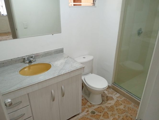 Apartamento de 4 alcobas en arriendo en Laureles, Medellín, 240 m² · foto 11 de 19