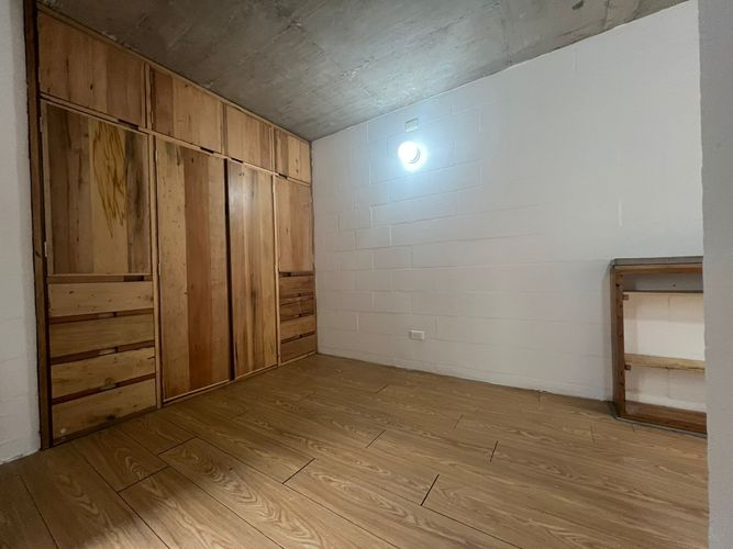 Apartaestudio en venta en Las Cruces, Bogotá, 29 m² · foto 2 de 14