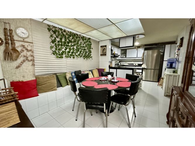 Apartamento de 3 alcobas en venta en Bellavista, Bogotá, 146 m² · foto 9 de 20