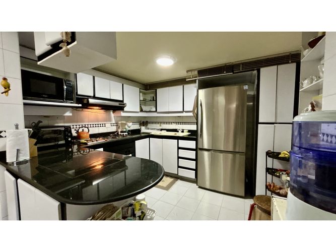 Apartamento de 3 alcobas en venta en Bellavista, Bogotá, 146 m² · foto 11 de 20