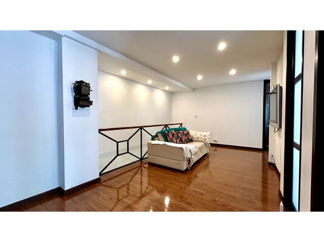 Apartamento de 3 alcobas en venta en Usaquen, Bogotá, 185 m² · foto 13 de 24