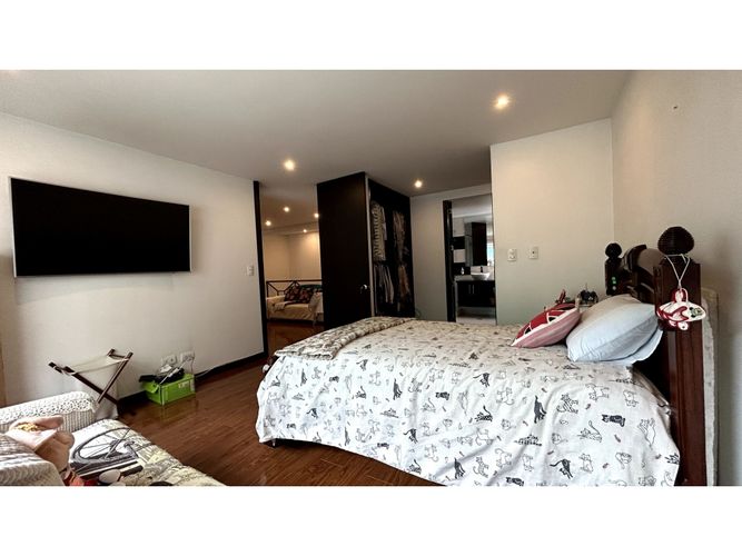 Apartamento de 3 alcobas en venta en Usaquen, Bogotá, 185 m² · foto 17 de 24
