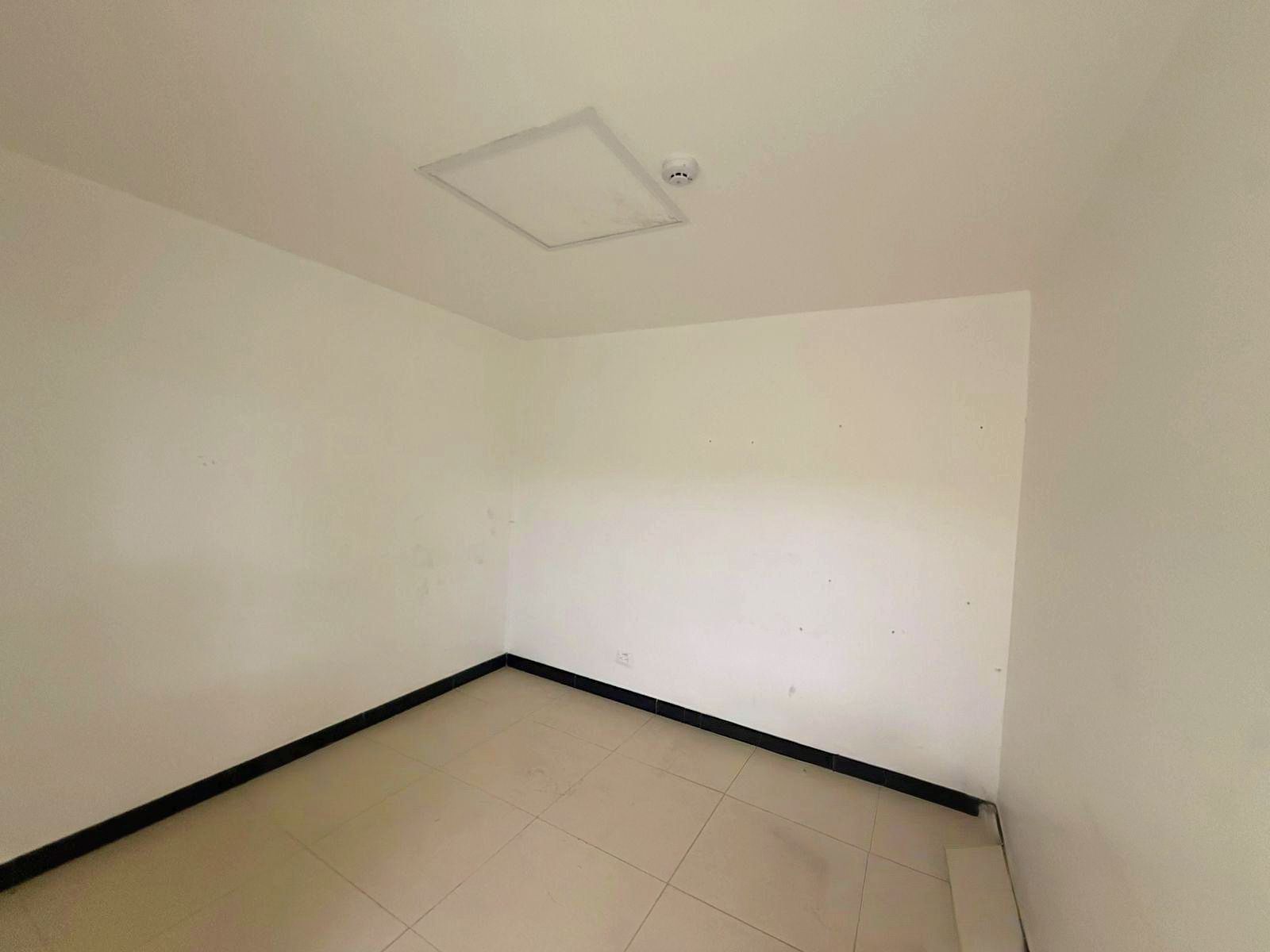 Casa en venta en La Soledad, Bogotá · foto 3 de 24