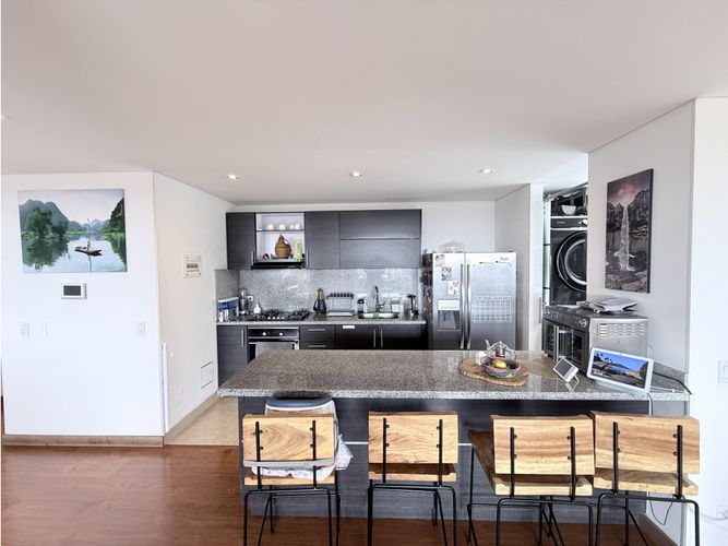 Apartamento de 3 alcobas en venta en Ub. Delicias Del Carmen, Bogotá, 140 m² · foto 3 de 15