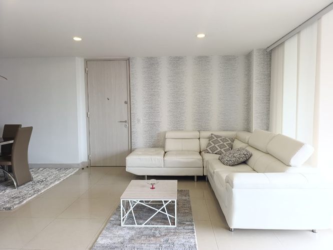 Apartamento de 3 alcobas en arriendo en El Poblado, Medellín, 126 m² · foto 2 de 20
