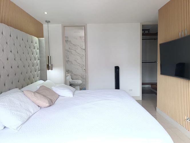 Apartamento de 3 alcobas en arriendo en El Poblado, Medellín, 126 m² · foto 13 de 20