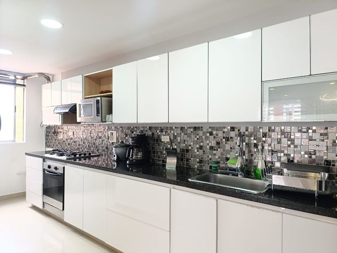 Apartamento de 3 alcobas en arriendo en El Poblado, Medellín, 126 m² · foto 9 de 20