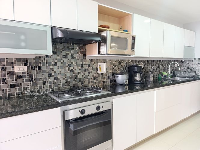Apartamento de 3 alcobas en arriendo en El Poblado, Medellín, 126 m² · foto 8 de 20