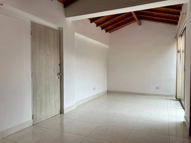 Apartamento de 3 alcobas en arriendo en El Poblado, Medellín, 90 m² · foto 8 de 16