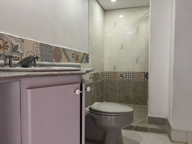 Apartamento de 3 alcobas en arriendo en El Poblado, Medellín, 90 m² · foto 15 de 16