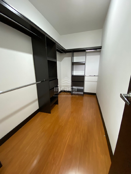 Apartamento de 3 alcobas en venta en Santa Teresita, Cali, 200 m² · foto 17 de 24