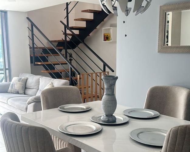 Apartamento de 3 alcobas en venta en Camino Verde, Envigado, 130 m² · foto 2 de 13