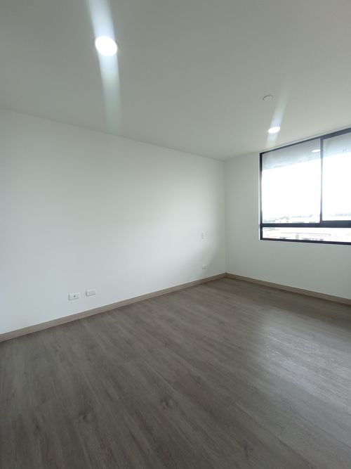 Apartamento de 3 alcobas en arriendo en Santa Ana, Rionegro, 89 m² · foto 3 de 24