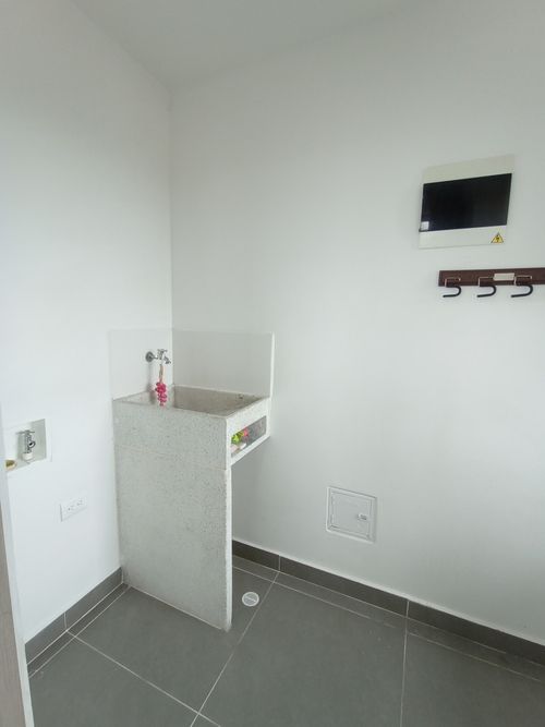 Apartamento de 3 alcobas en arriendo en Santa Ana, Rionegro, 89 m² · foto 23 de 24