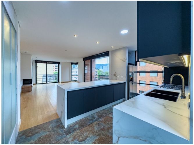 Apartamento en venta en Chico Norte, Bogotá · foto 2 de 24