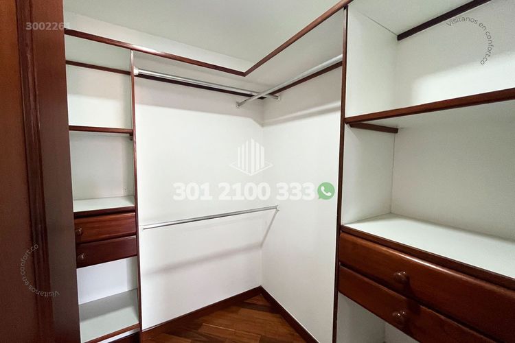 Apartamento de 3 alcobas en arriendo en Los Balsos, Medellín, 160 m² · foto 21 de 24