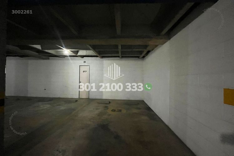Apartamento de 3 alcobas en arriendo en Los Balsos, Medellín, 160 m² · foto 23 de 24