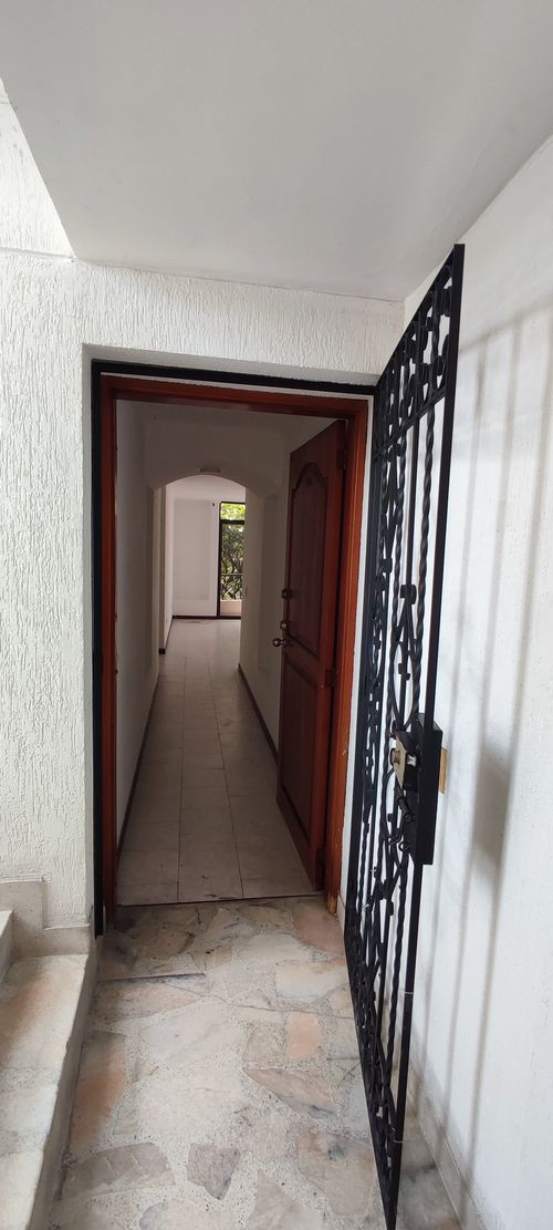 Apartamento en venta en El Gran Limonar, Cali · foto 2 de 21