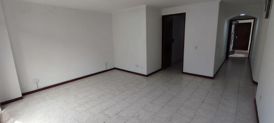 Apartamento en venta en El Gran Limonar, Cali · foto 4 de 21