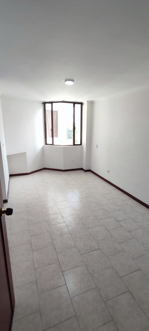 Apartamento en venta en El Gran Limonar, Cali · foto 19 de 21