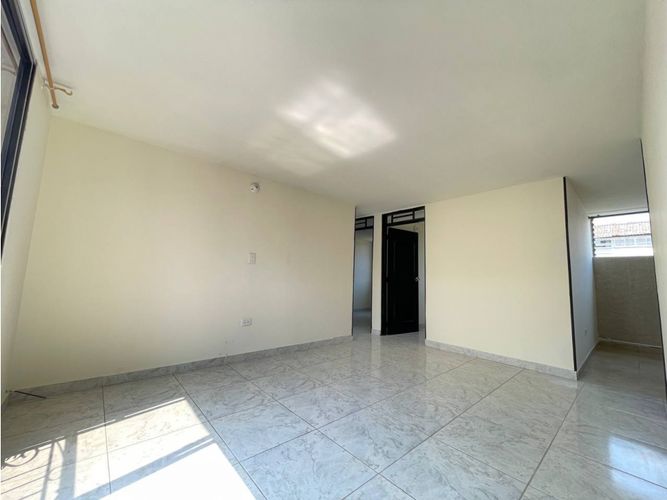 Apartamento de 3 alcobas en venta en Los Alcazares, Cali, 44 m² · foto 4 de 19
