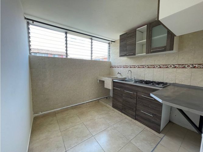 Apartamento de 3 alcobas en venta en Los Alcazares, Cali, 44 m² · foto 6 de 19