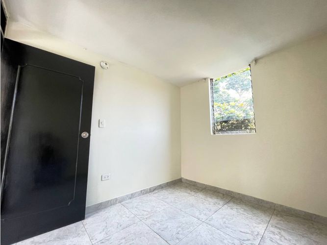 Apartamento de 3 alcobas en venta en Los Alcazares, Cali, 44 m² · foto 11 de 19