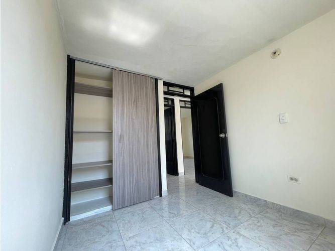 Apartamento de 3 alcobas en venta en Los Alcazares, Cali, 44 m² · foto 14 de 19