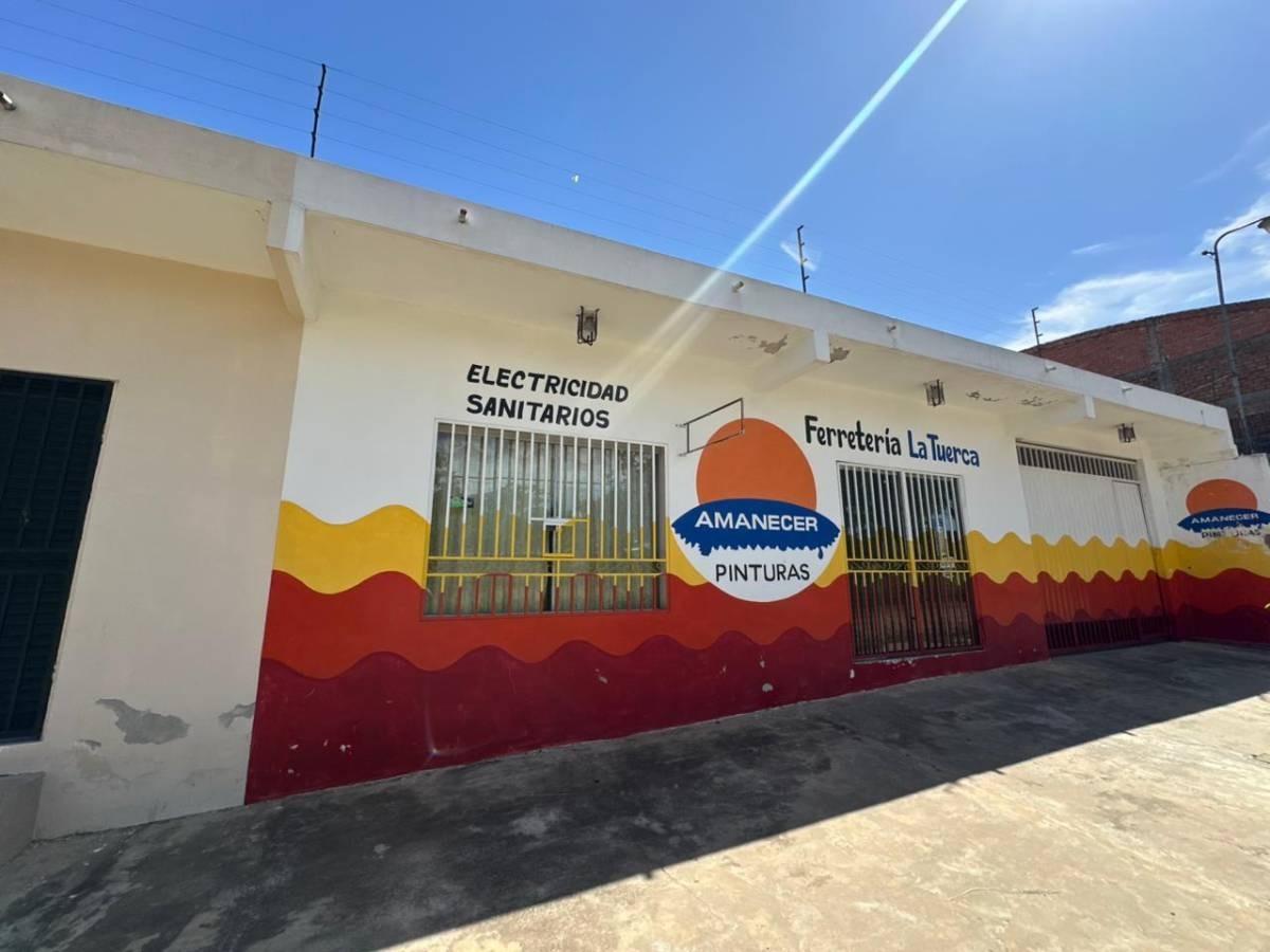 VENDO AMPLIO TERRENO CON SALON COMERCIAL EN LAMBARE PUERTO PABLA — foto 2