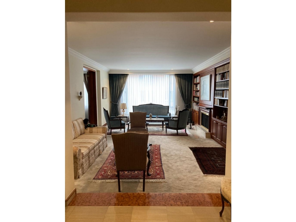 Apartamento en venta en Chico Norte, Bogotá · foto 3 de 24