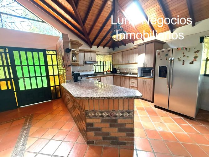 Casa de 4 alcobas en venta en Los Llanitos, Piedecuesta, 600 m² · foto 17 de 24