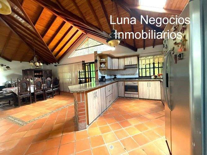 Casa de 4 alcobas en venta en Los Llanitos, Piedecuesta, 600 m² · foto 18 de 24