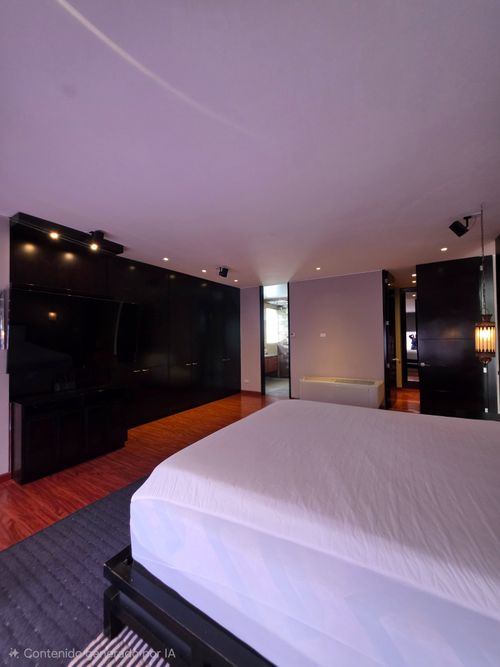 Apartamento de 3 alcobas en venta en Los Rosales, Bogotá, 317 m² · foto 20 de 24