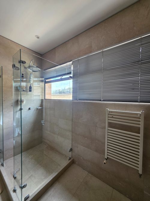 Apartamento de 3 alcobas en venta en Los Rosales, Bogotá, 317 m² · foto 22 de 24