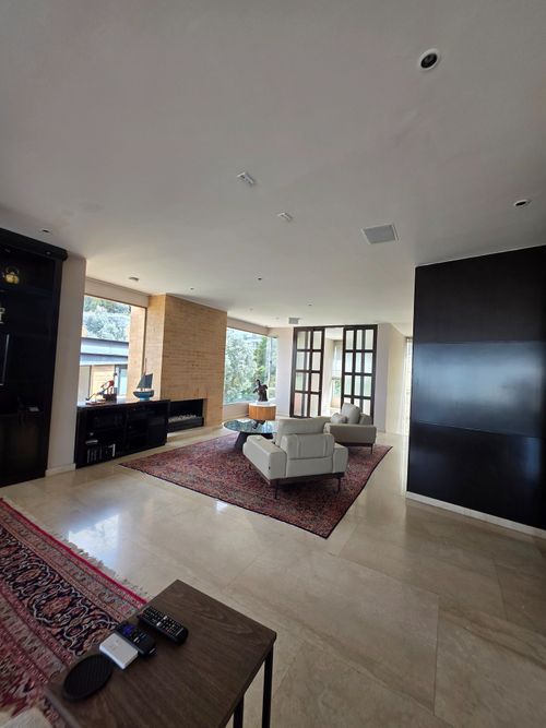 Apartamento de 3 alcobas en venta en Los Rosales, Bogotá, 317 m² · foto 7 de 24