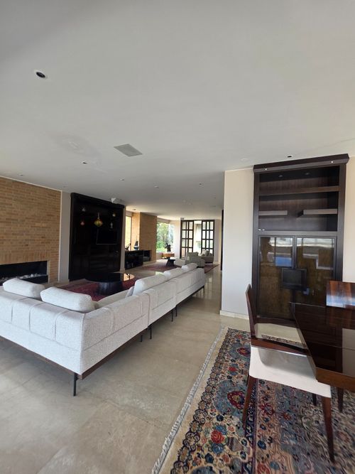Apartamento de 3 alcobas en venta en Los Rosales, Bogotá, 317 m² · foto 10 de 24
