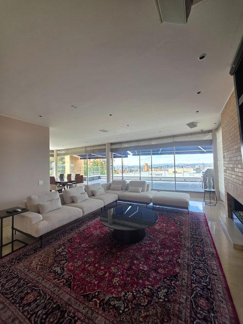 Apartamento de 3 alcobas en venta en Los Rosales, Bogotá, 317 m² · foto 3 de 24