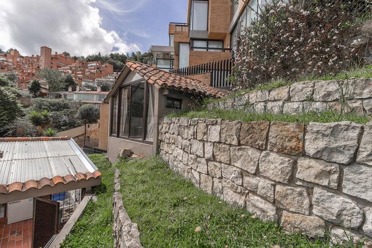 Casa de 4 alcobas en venta en Santa Ana, Bogotá, 597 m² · foto 7 de 24