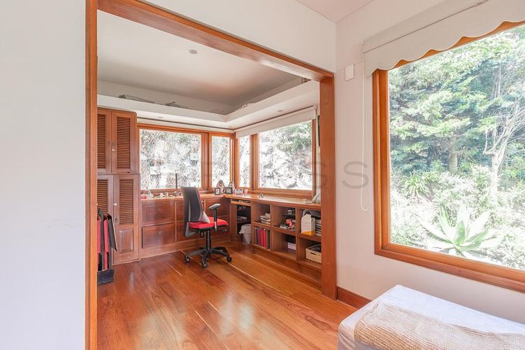 Casa de 4 alcobas en venta en Santa Ana, Bogotá, 597 m² · foto 11 de 24
