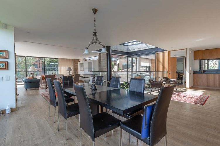 Casa de 4 alcobas en venta en Santa Ana, Bogotá, 597 m² · foto 13 de 24