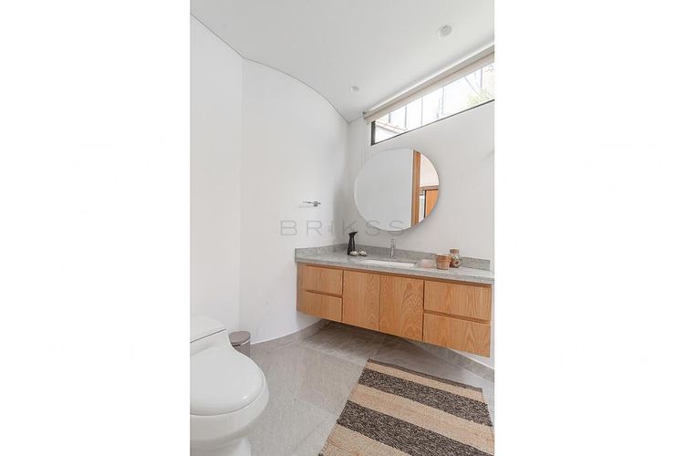 Casa de 4 alcobas en venta en Santa Ana, Bogotá, 597 m² · foto 23 de 24