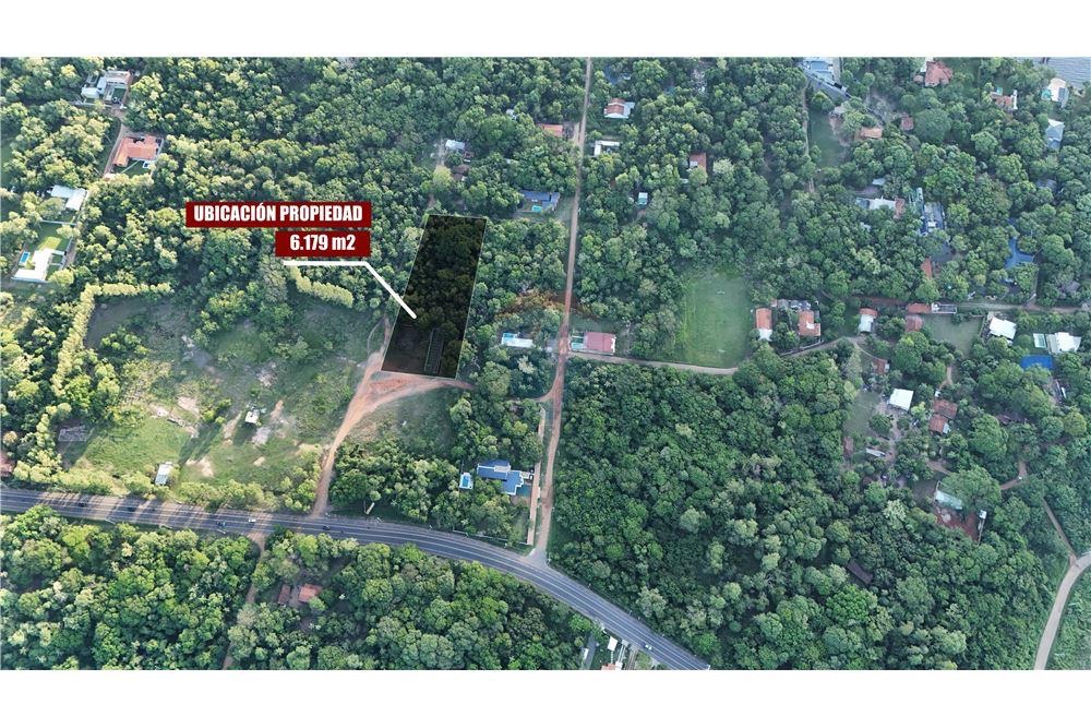 VENDO AMPLIO TERRENO A 300 MTS. DEL LAGO YPACARAI — foto 2