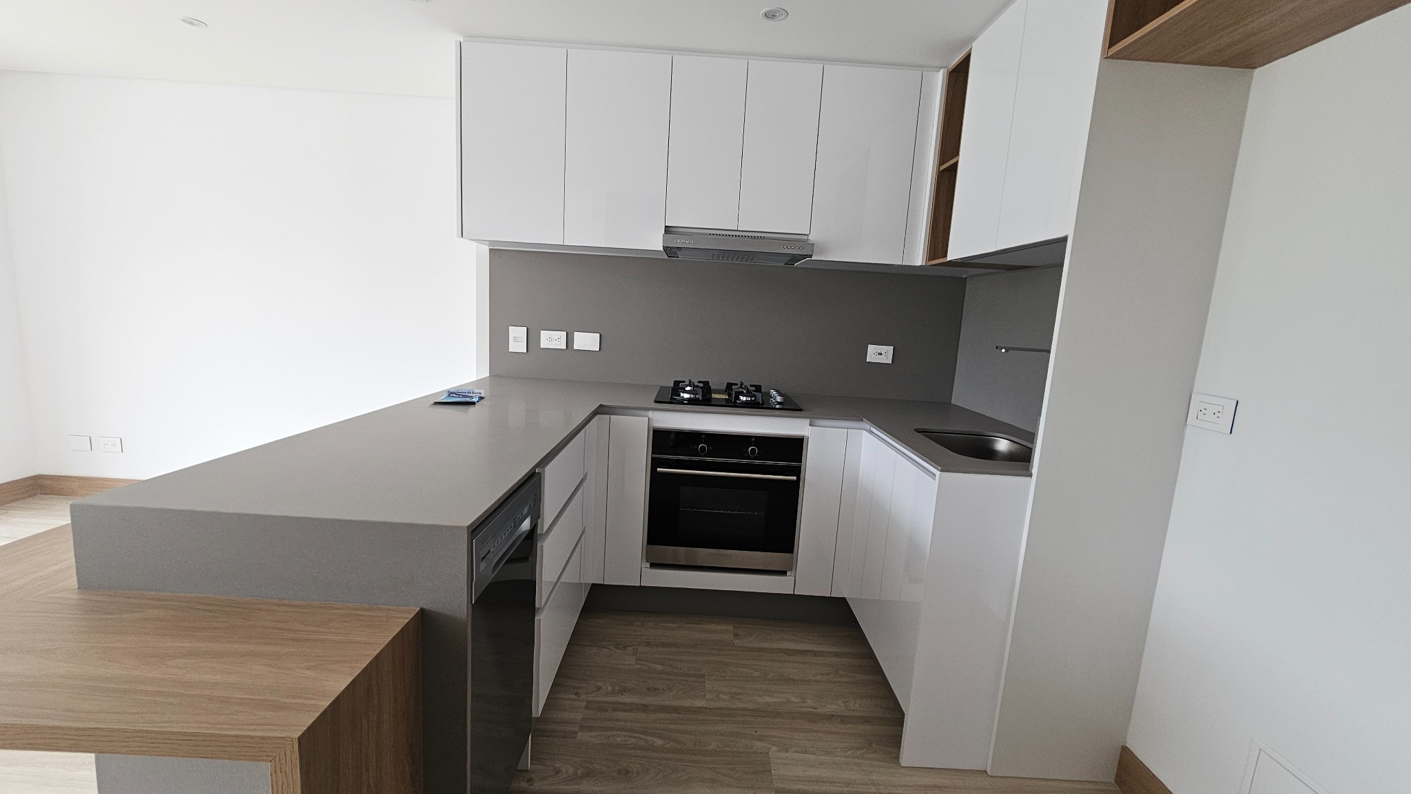 Apartaestudio en venta en El Trebol, Manizales · foto 4 de 12