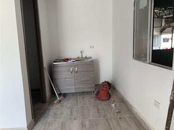 Bodega en arriendo en Armenia, Armenia, 900 m² · foto 10 de 11
