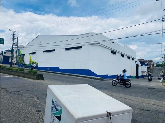 Bodega en arriendo en Armenia, Armenia, 900 m² · foto 11 de 11