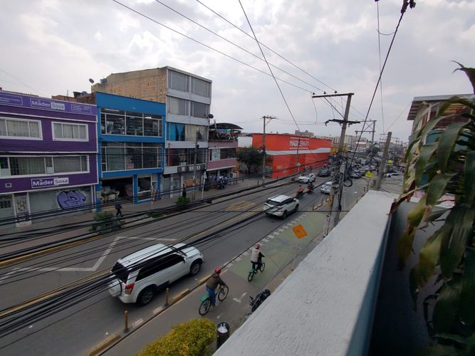 Casa de 7 alcobas en venta en El Poa, Bogotá, 270 m² · foto 9 de 22