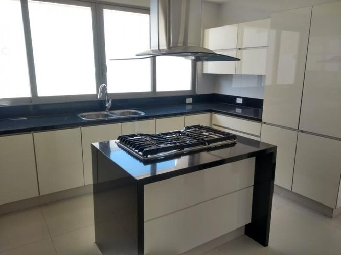 Casa de 4 alcobas en venta en Villa Campestre, Barranquilla, 350 m² · foto 8 de 24