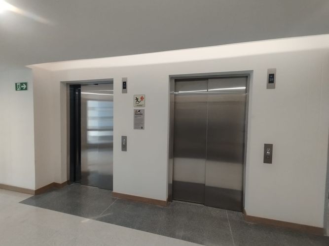 Consultorio en arriendo en El Poblado, Medellín, 39 m² · foto 13 de 14