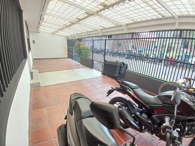 Casa en venta en Andes Norte, Bogotá · foto 3 de 24
