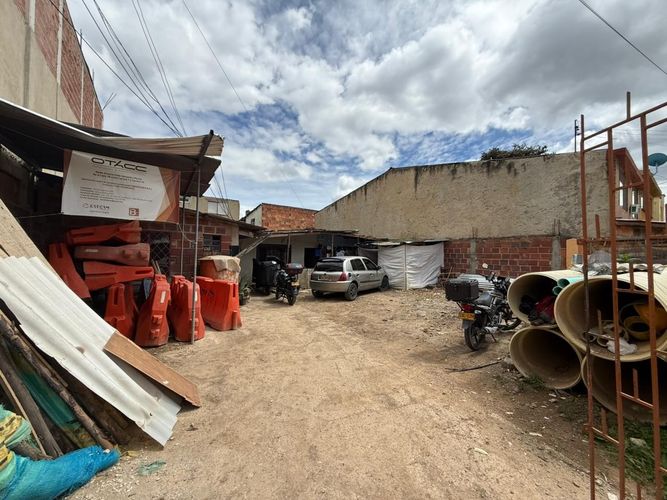 Lote en venta en Santa Lucia, Chía, 333 m² · foto 5 de 14
